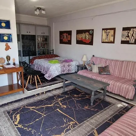 House Of Arts Apartament Pélla
