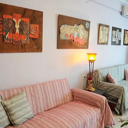Apartament House Of Arts Pélla